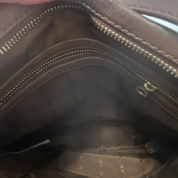 marc Jacobs leather crossbody - Picture 3 of 3